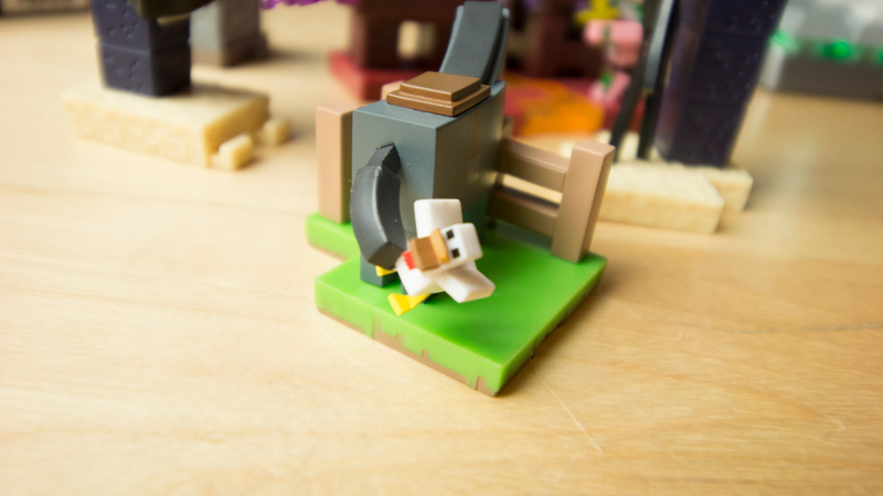 Illustration for article titled Mini Minecraft Building Sets Are Just Darling
